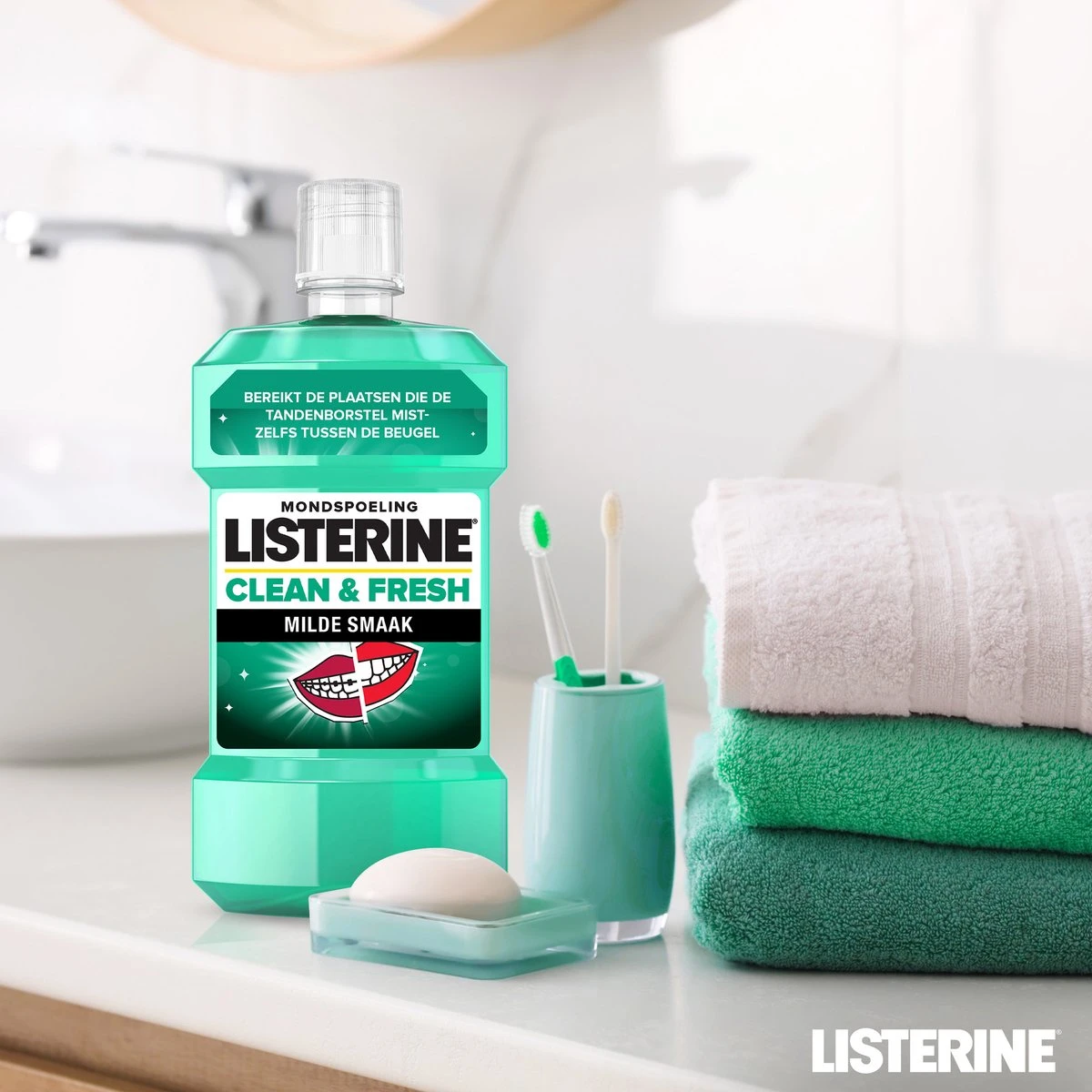 LISTERINE Clean & Fresh, Mondwater Met Essentiële Oliën En Fluoride, Zonder Alcohol, Bereikt De Plaatsen Die De Tandenborstel Mist – Zelfs Tussen De Beugel, 3 X 500 Ml - Afbeelding 12