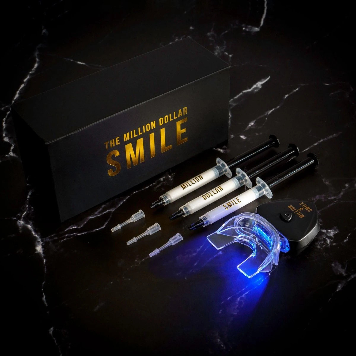 The Million Dollar Smile® Tandenbleekset Geschikt Voor Gevoelige Tanden - Zonder Peroxide (0%) - Wittere Tanden - 100% Natuurlijk - Tanden Bleken - Tandenblekers - Teeth Whitening Kit - Geen Gevoelige Tanden
